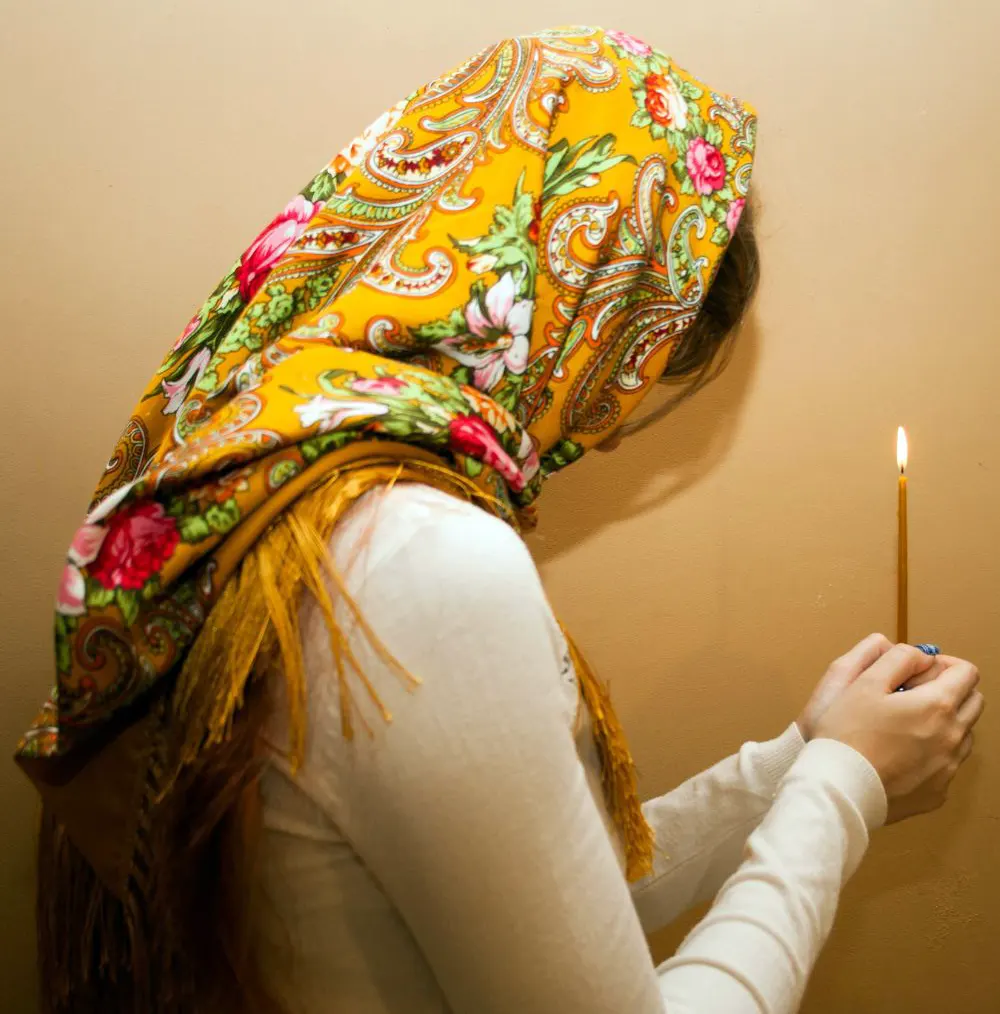 Orthodox girl praying